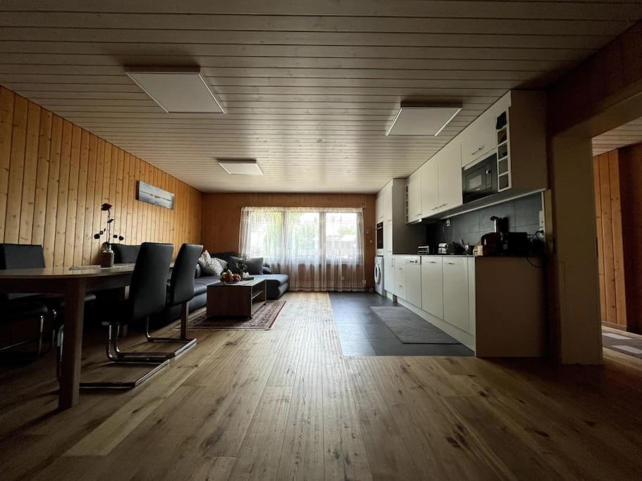 Joli Appartement Paisible Corcelles-sur-Chavornay ภายนอก รูปภาพ
